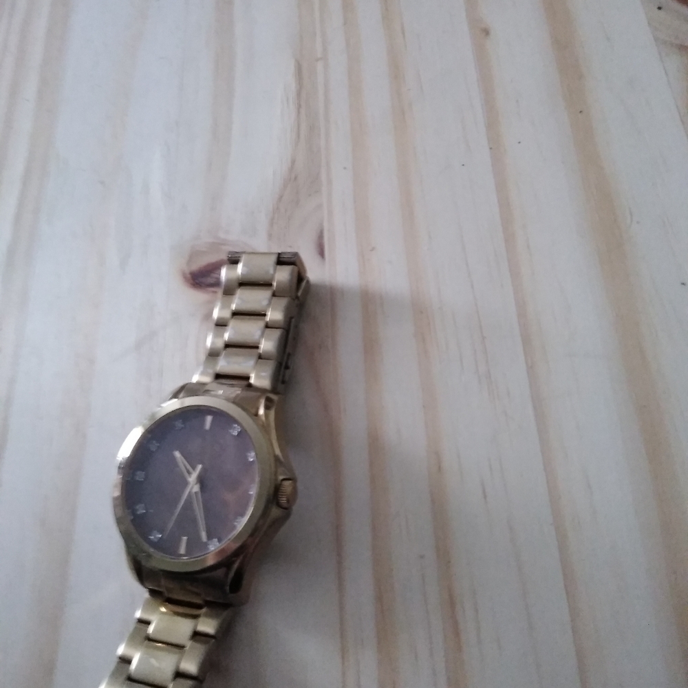Watch - Picture 4 of 4